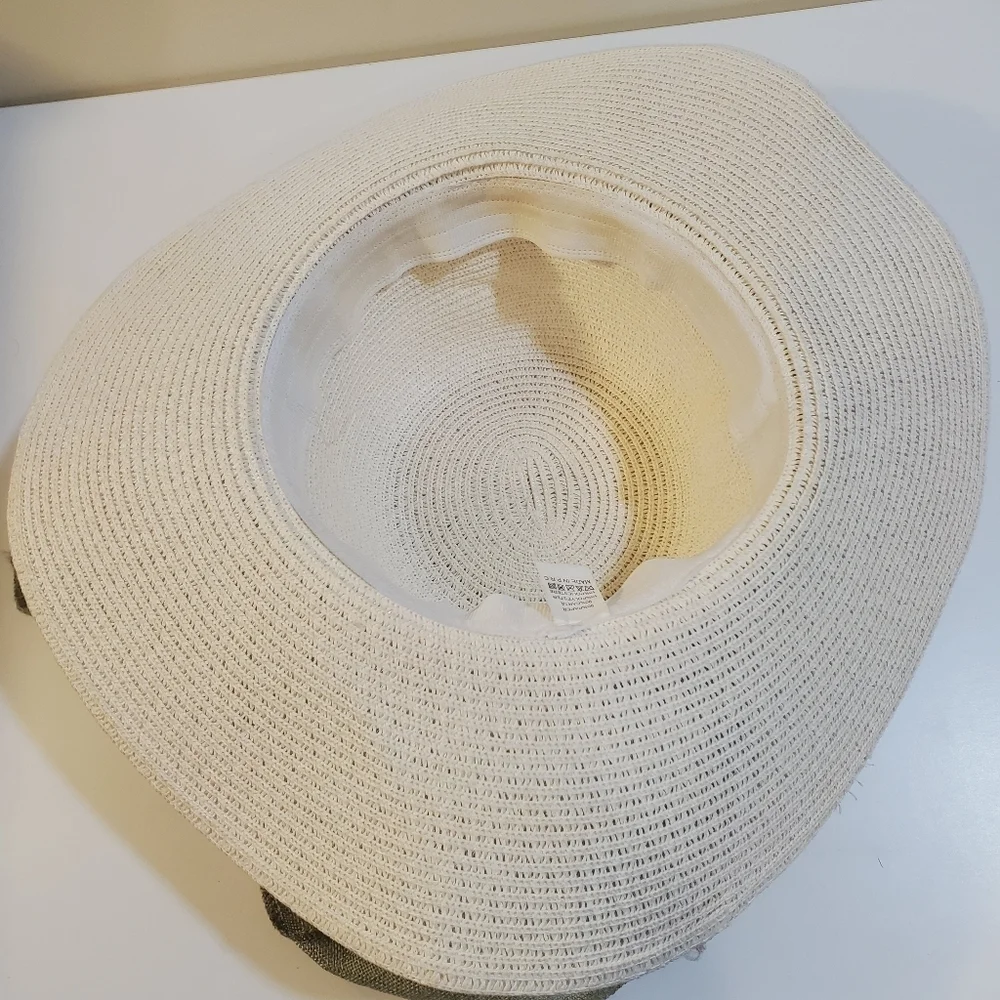 Diamond Dotz at Home  100% Paper hat